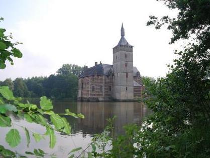 ファン デル ファルク ホテル ヒルゼ ティルブルフ 写真