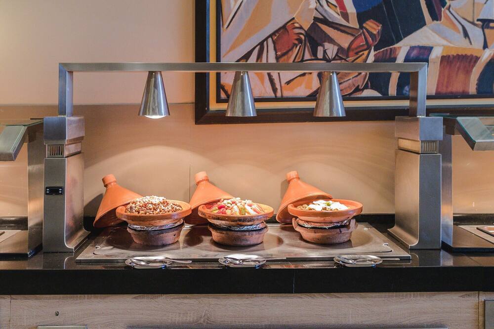 Kenzi Menara Palace & Resort. 写真