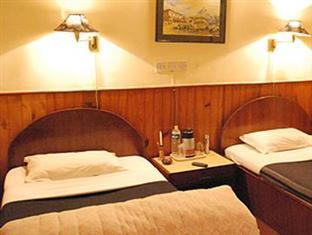 ホテル チャウウタリ ナガルコット 写真