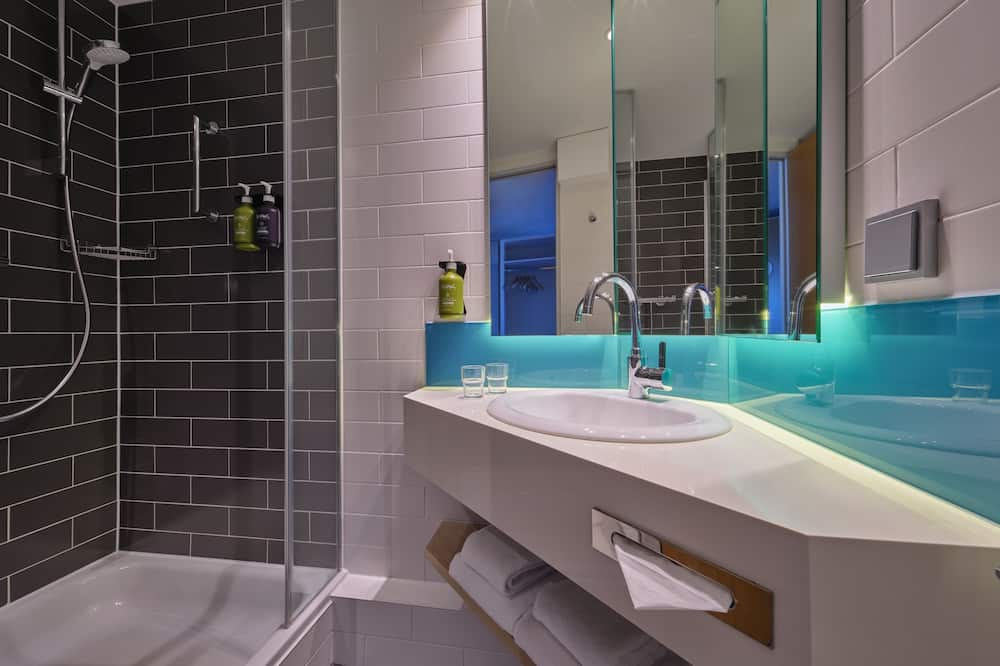 ホリデイ イン エクスプレス ケルン ミュールハイム バイ IHG 写真