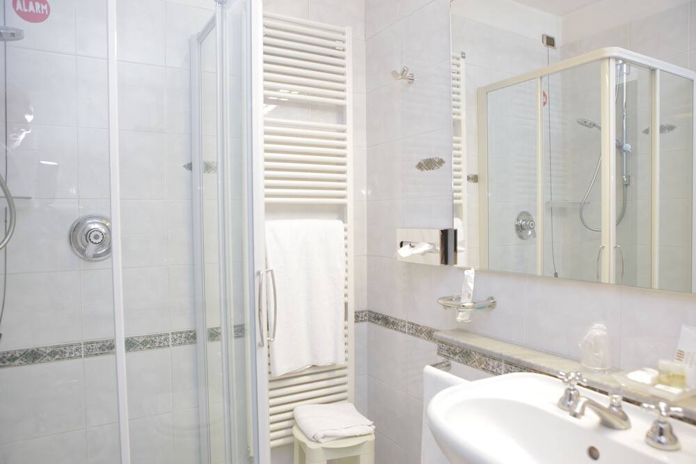 ホテル ブリストル 写真