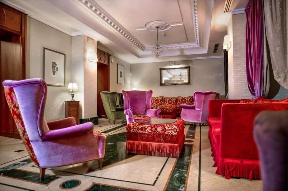 ホテル アンドレオッティ 写真