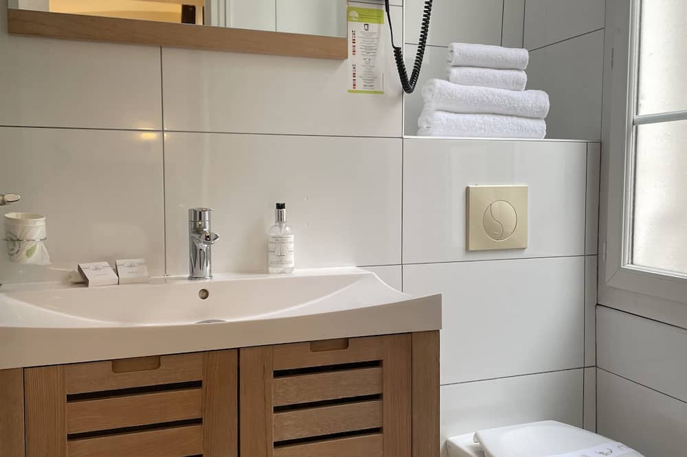 ホテル ドュ リオン ドール ルーブル 写真