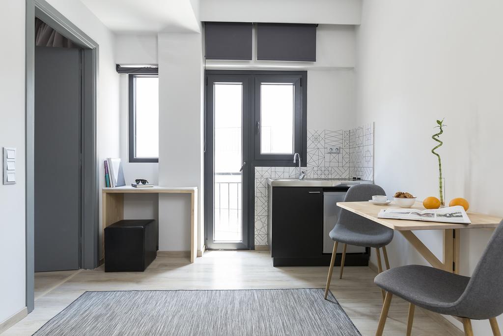 ビー マイ ゲスト アテネ 写真