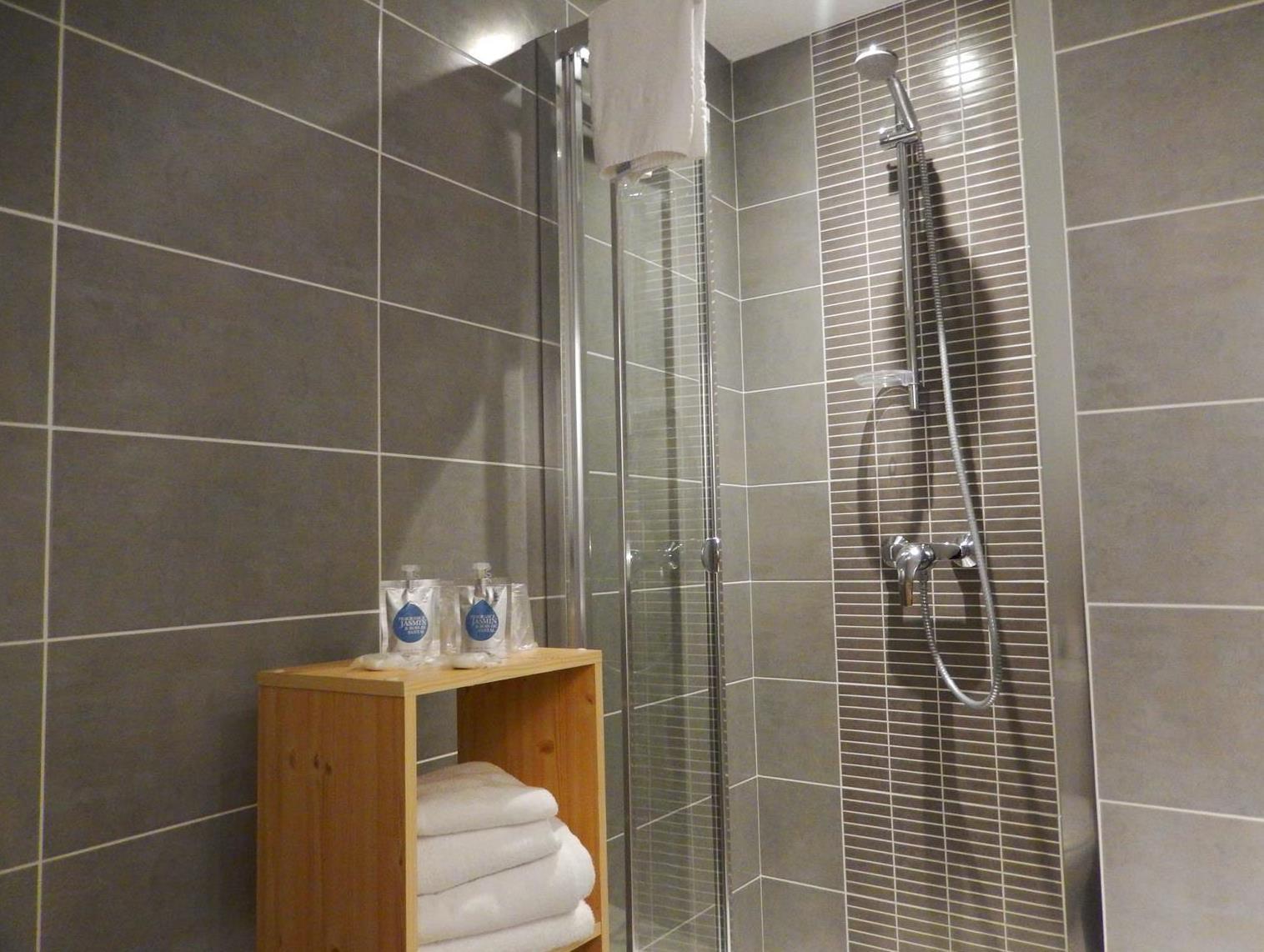 キリヤド シャロン シュール ソーヌ サントル 写真