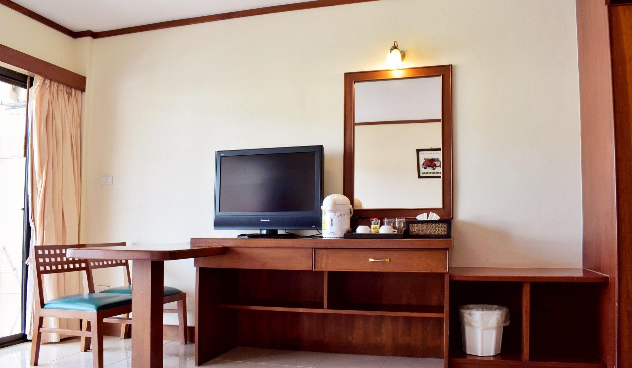 アウトドア イン カタ ホテル 写真