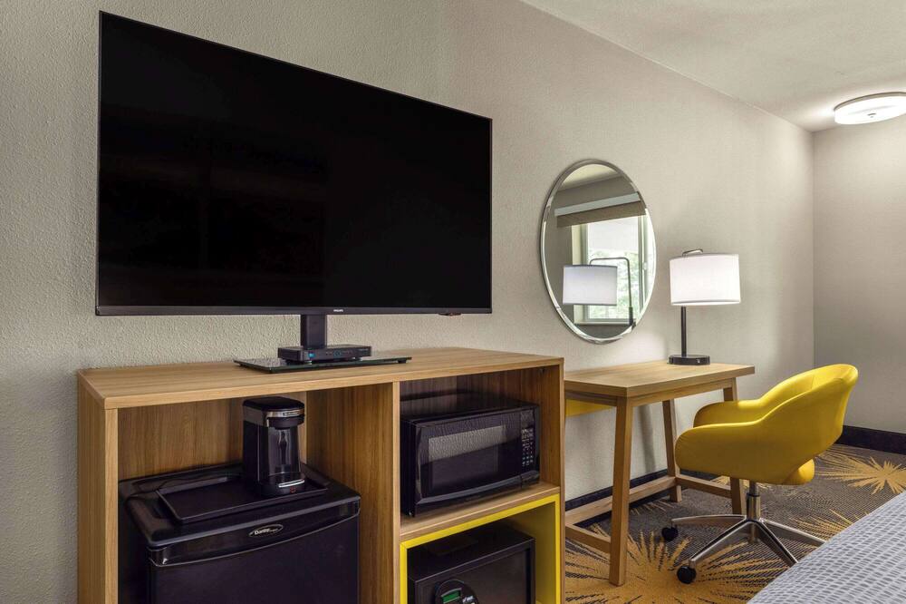 デイズ イン バイ ウィンダム ウィリアムズ 写真