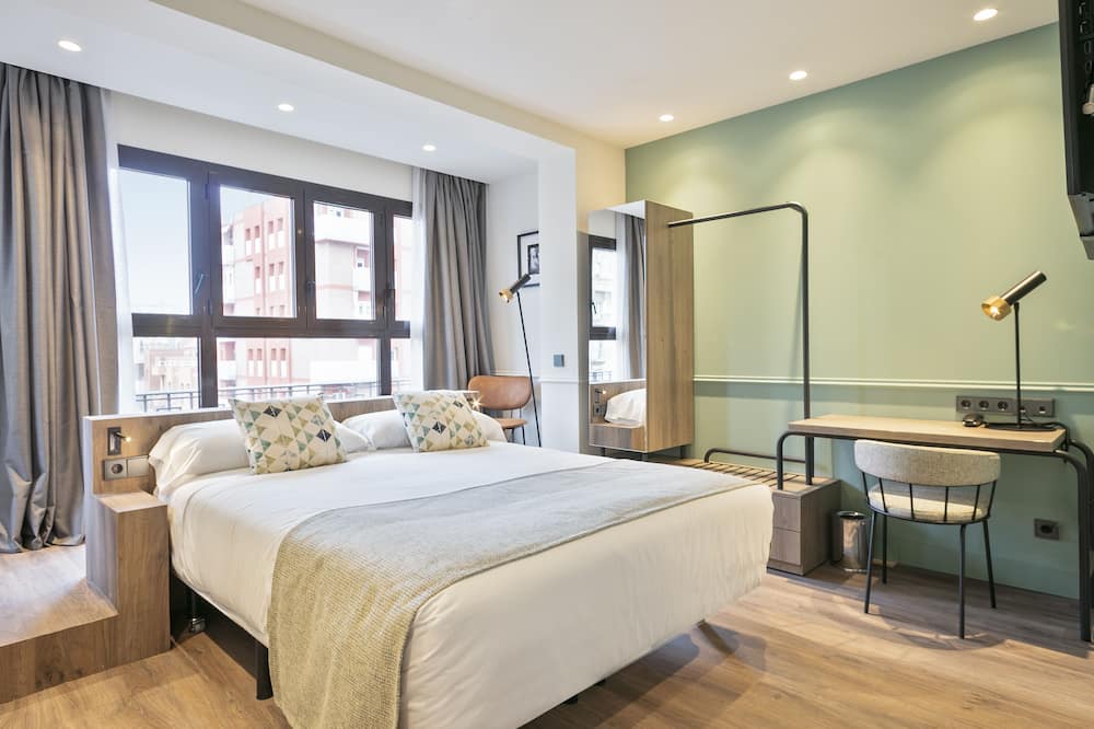 ホテル ヴィア アウグスタ 写真