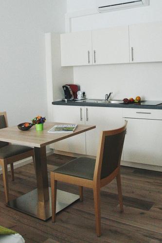 Four Stars by City Hotel 写真