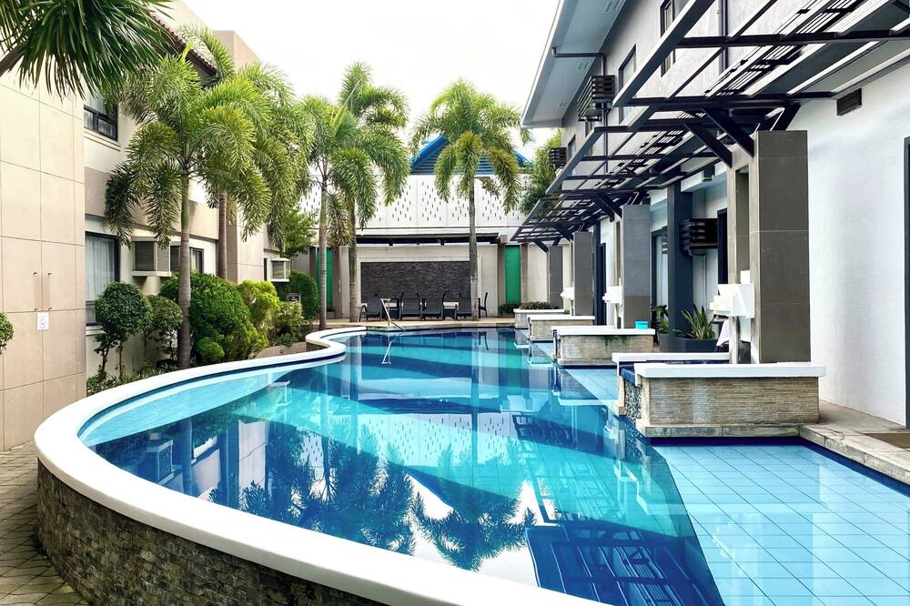 サークル イン ホテルズ & スイート 写真