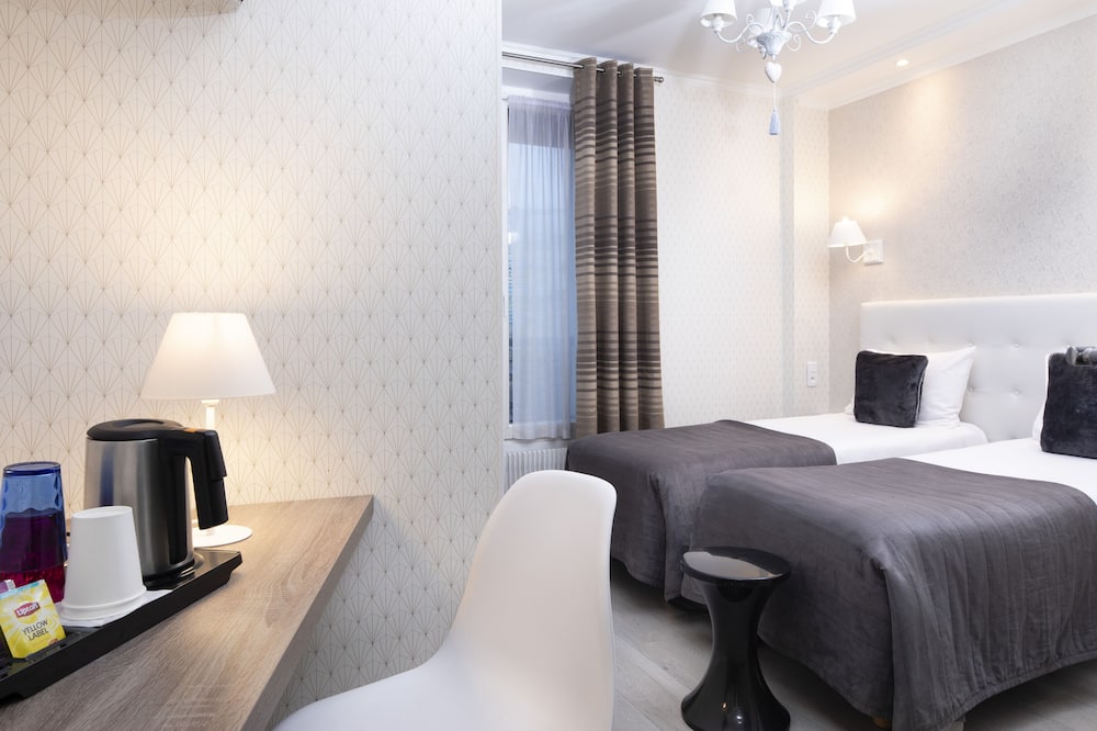 ホテル デ ジュネーブ 写真