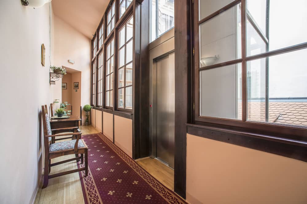 ホテル ツェルニー スロン 写真