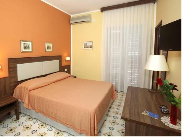 ホテル デル ソーレ 写真