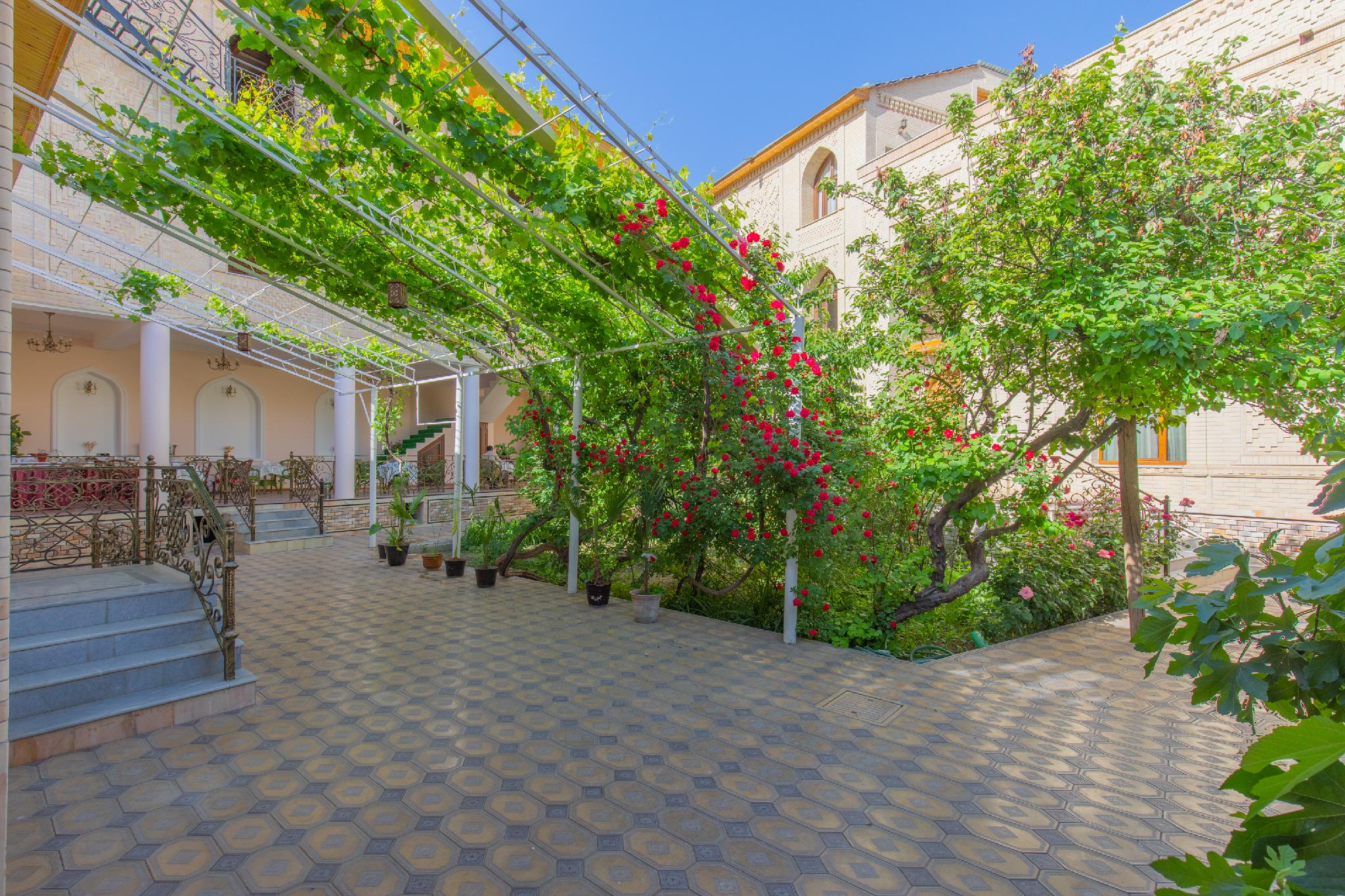 ラルガマク 写真