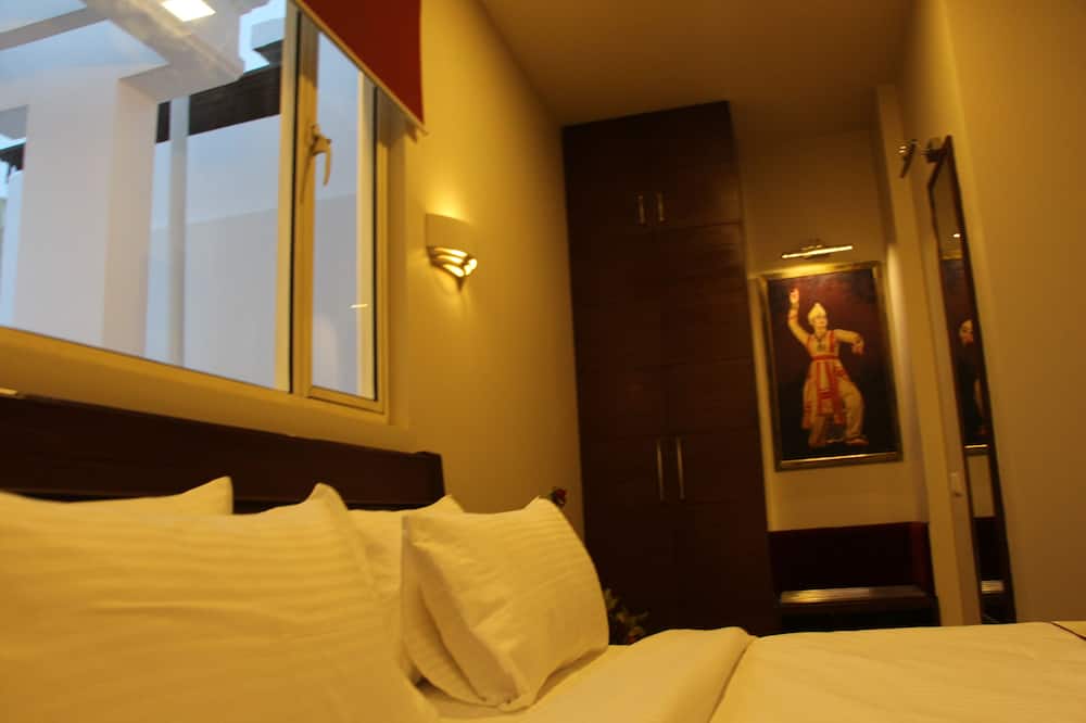 ホテル ダサプラカッシュ 写真