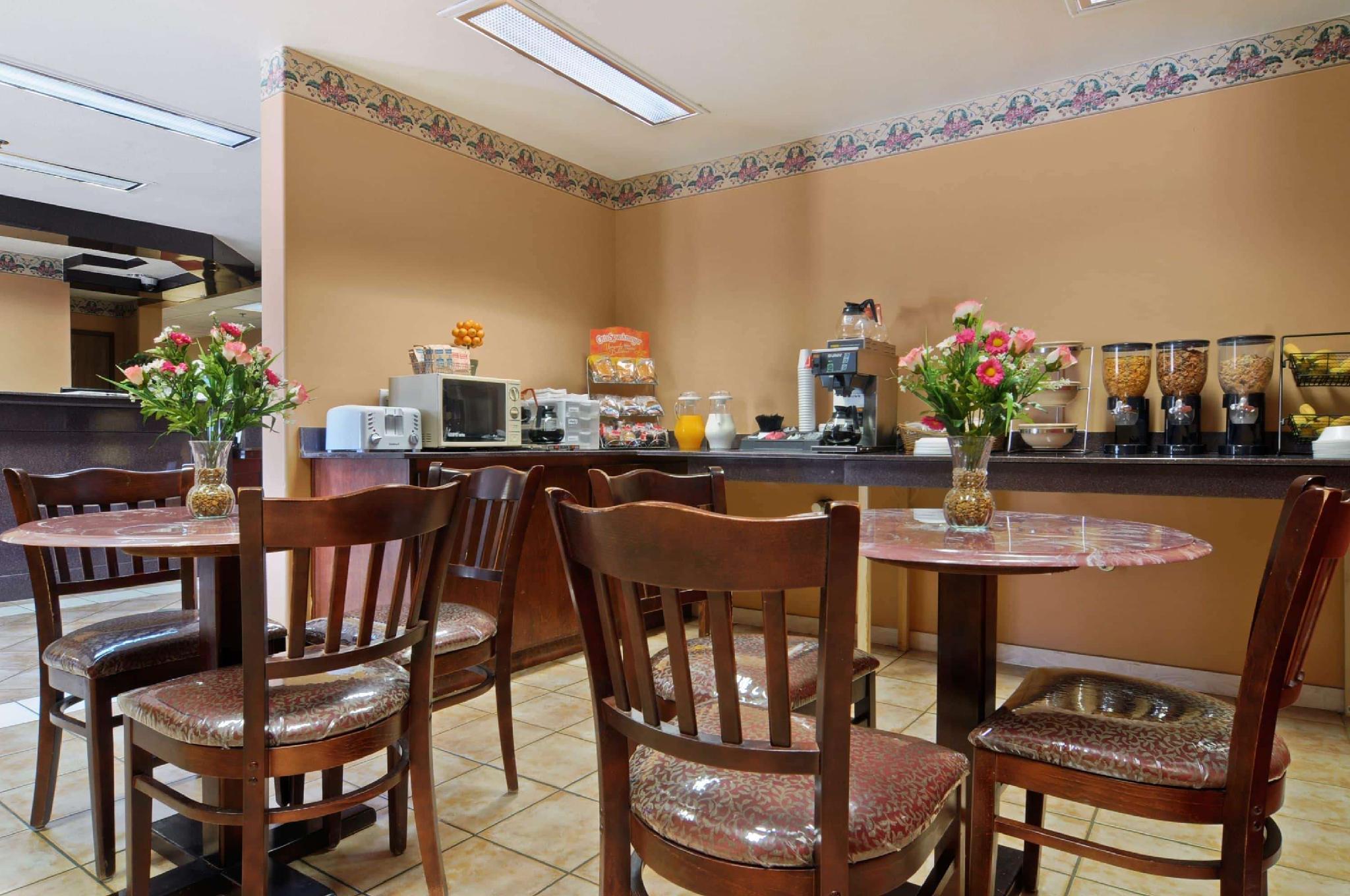 マイクロテル イン & スイーツ バイ ウィンダム クラークスビル 写真