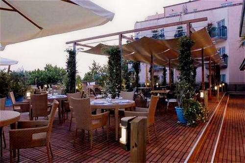 Mediterranea Hotel & Convention Center 写真