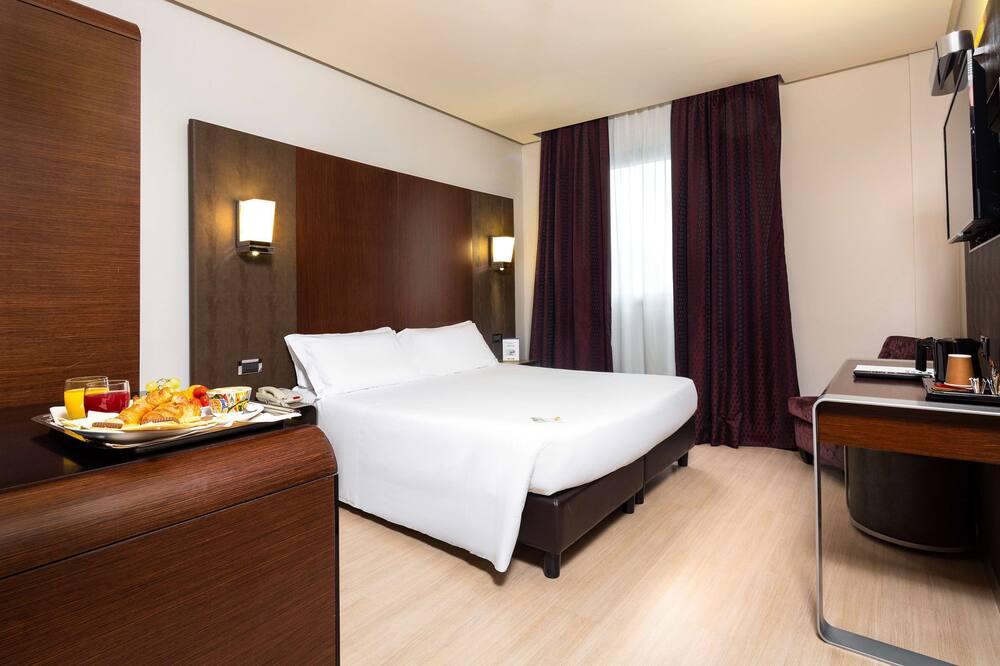 ベスト ウェスタン ホテル ゴールデンマイル ミラノ 写真