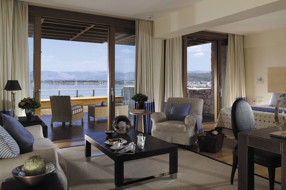 アンフィトリオン ホテル 写真