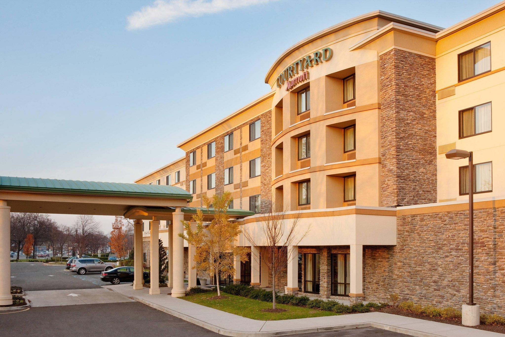 Courtyard by Marriott Paramus 写真