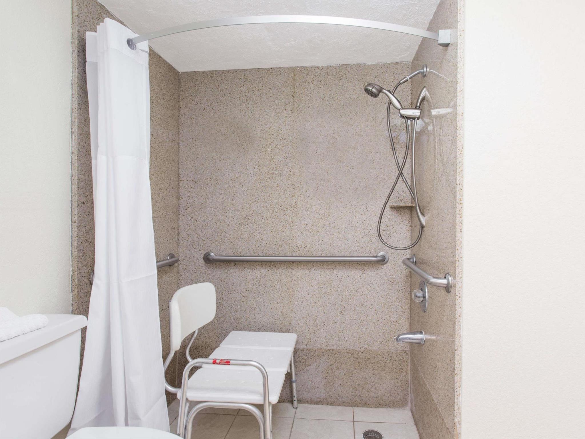 デイズ イン バイ ウィンダム フォート マイヤーズ 写真