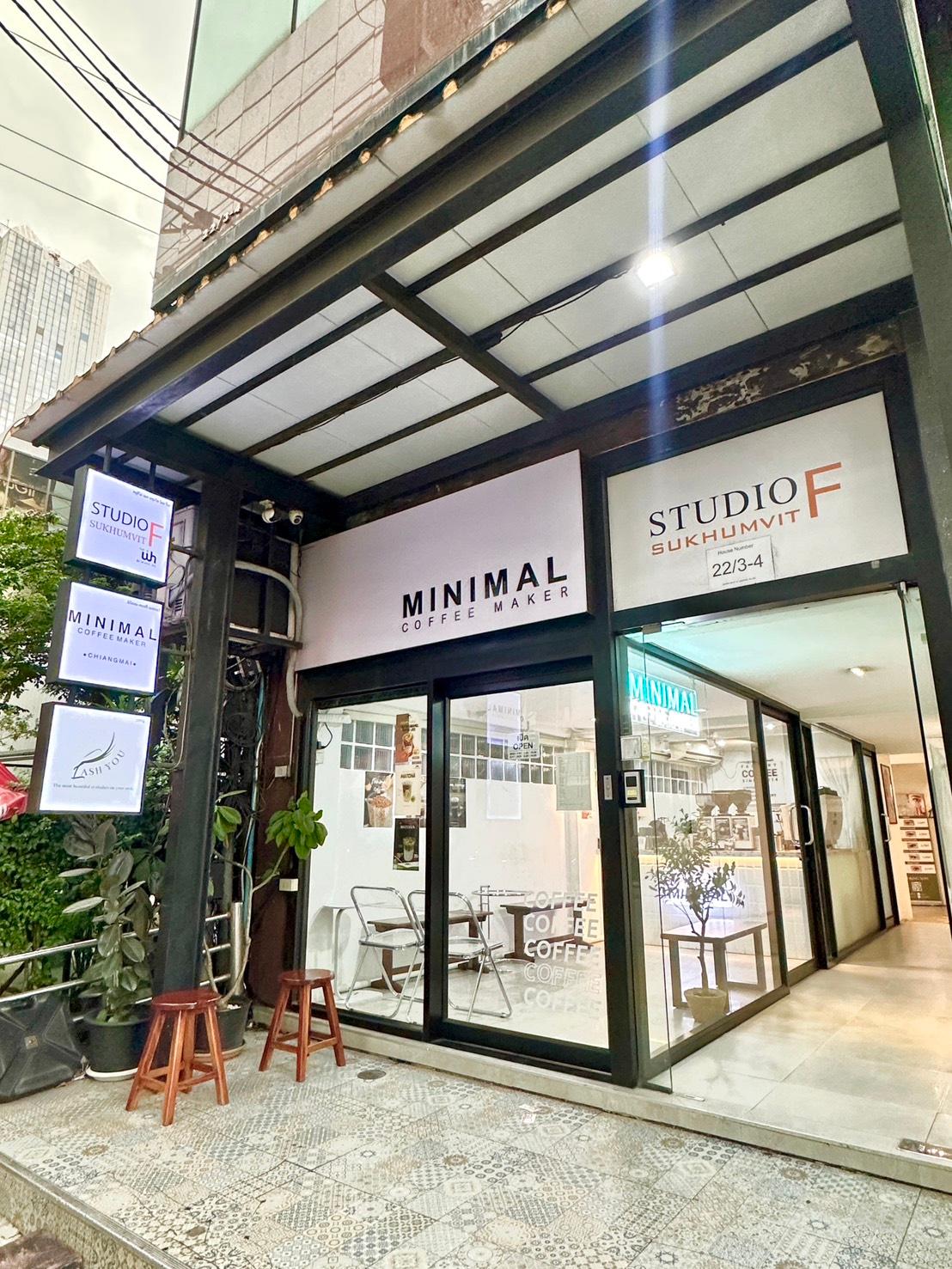 スタジオ F スクンビット 写真