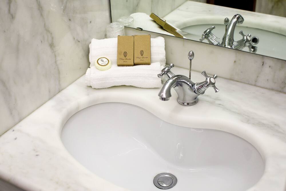 ホテル パラッツォ グアルダティ 写真