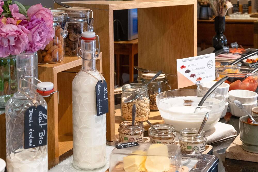 オテル メルキュール ドゥ サンラリー 写真