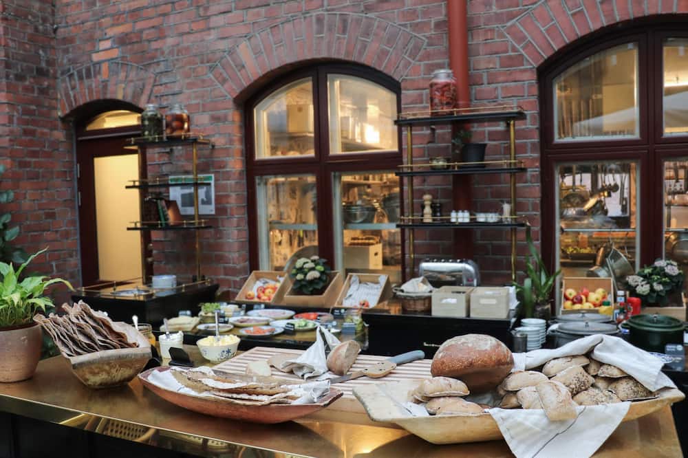 ストラ ホテレット BW プレミア コレクション 写真