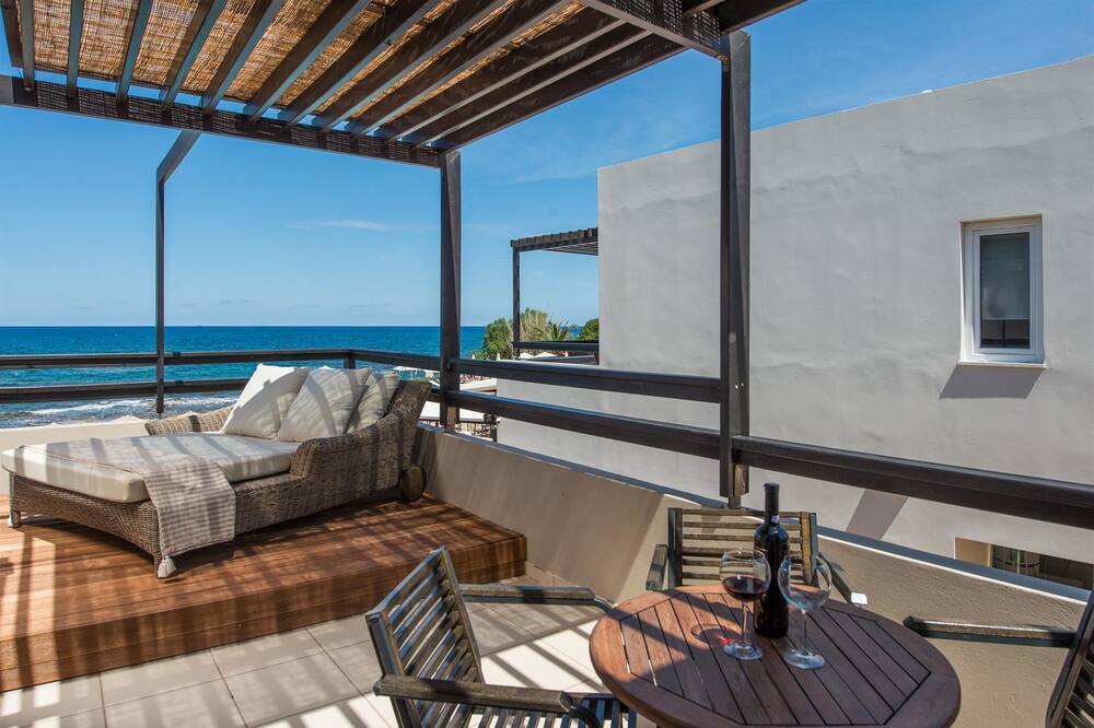 コリンナ マーレ 写真