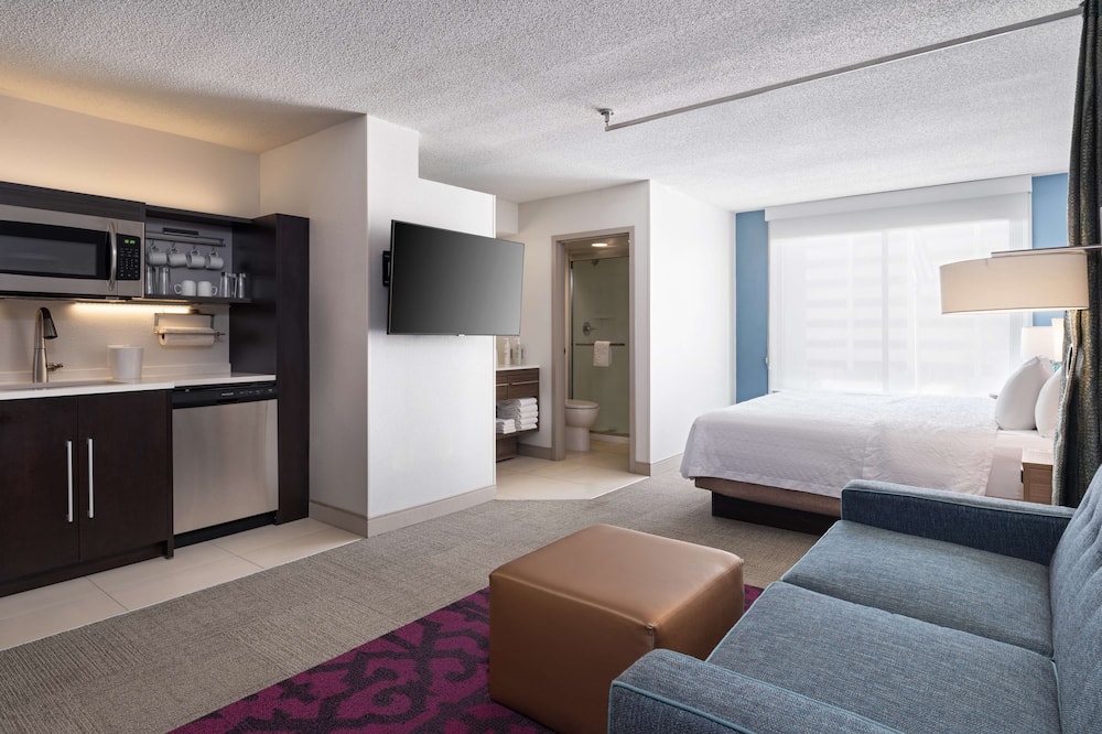 Home2 Suites by Hilton Indianapolis Keystone Crossing 写真