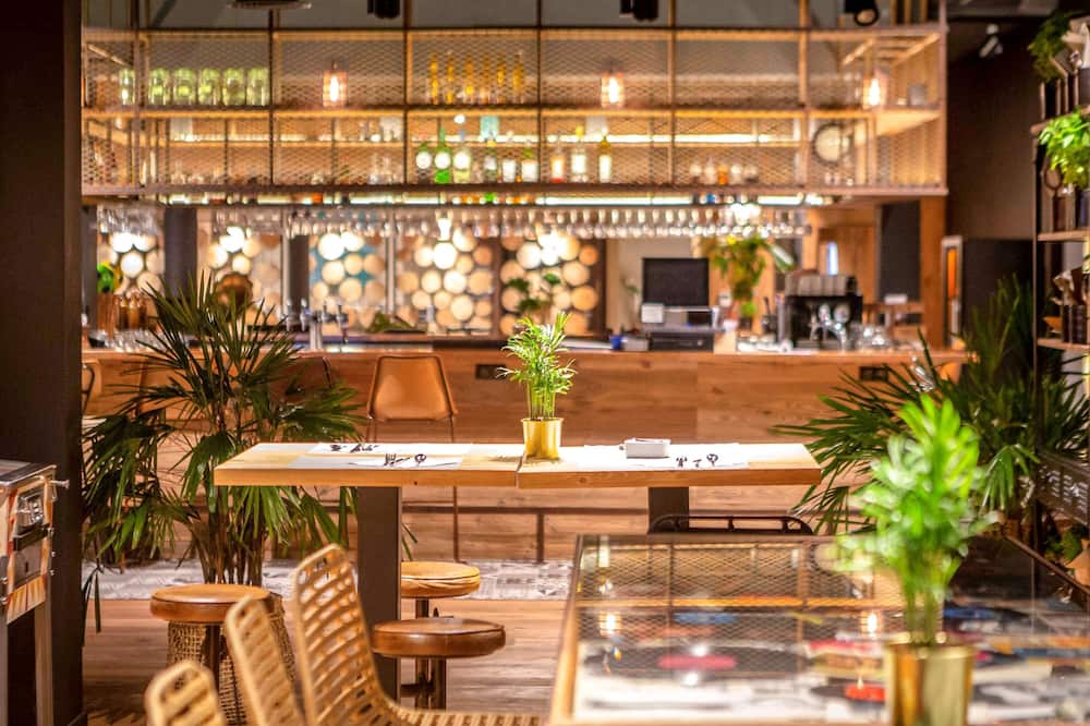 Novotel Avignon Nord Hotel 写真