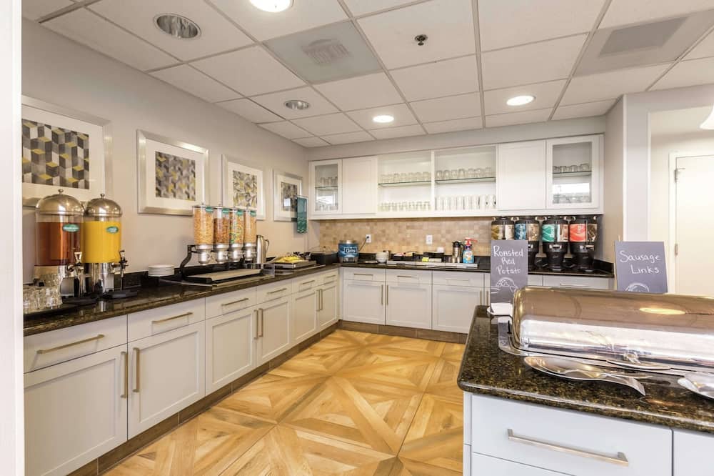 ホームウッド スイーツ バイ ヒルトン グリーンビル 写真