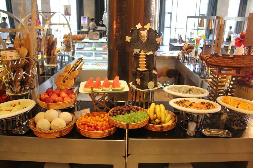 ワールドホテル グランド 嘉興 湖南 (湖南佳〓世尊酒店) 写真