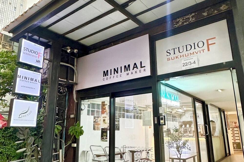 スタジオ F スクンビット 写真