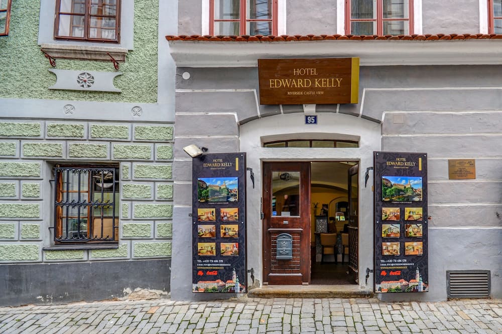 Depandance Edward Kelly 写真