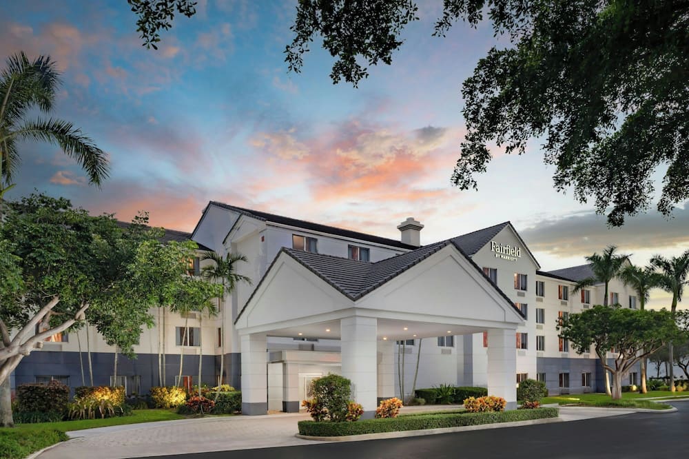 フェアフィールド イン アンド スイーツ バイ マリオット ボカラトン 写真