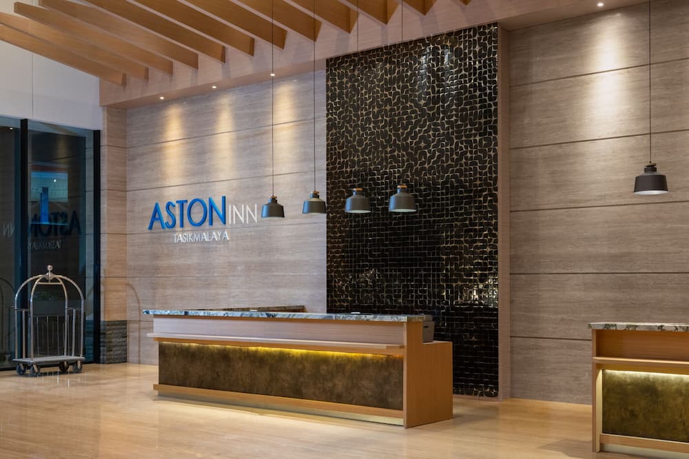 アストン イン タシクマラヤ 写真