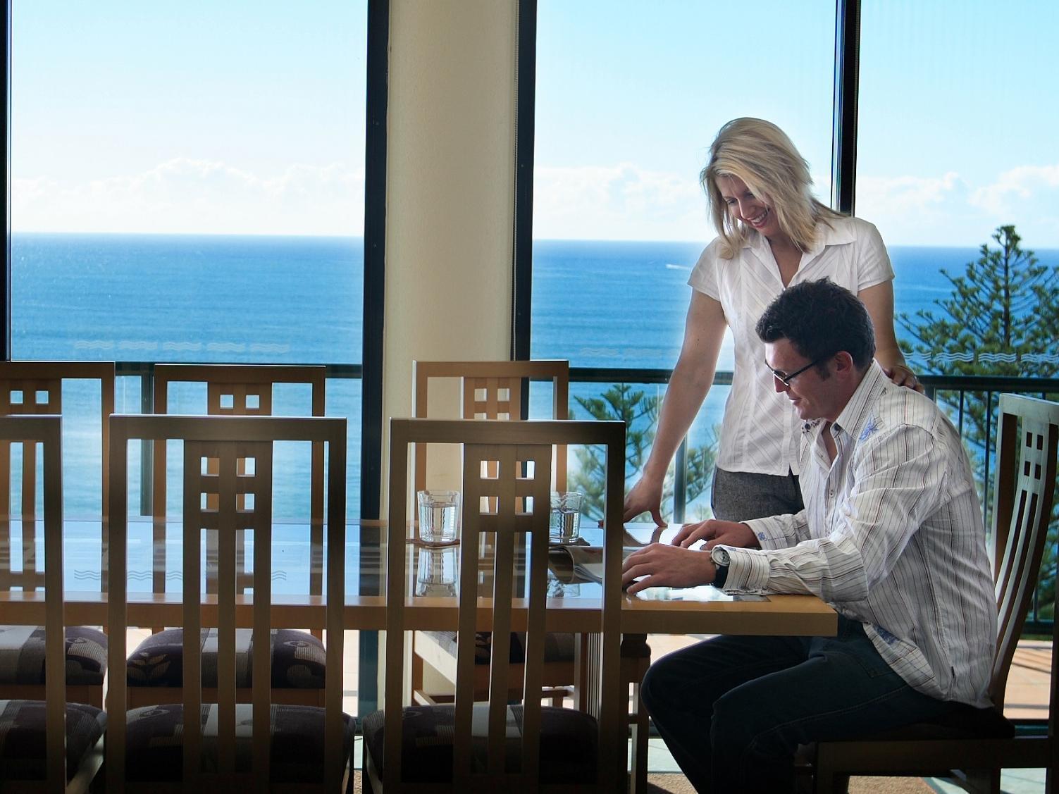 ペニンシュラ ビーチフロント リゾート 写真