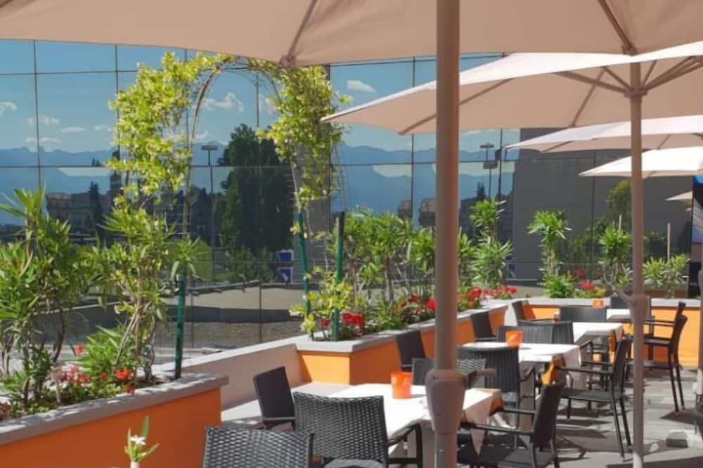 ホテル ガルニ モンタルディ 写真