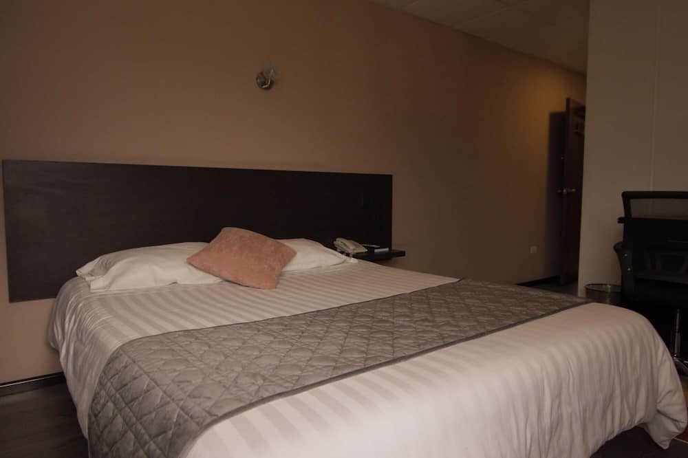 Hotel Italia Cuenca 写真