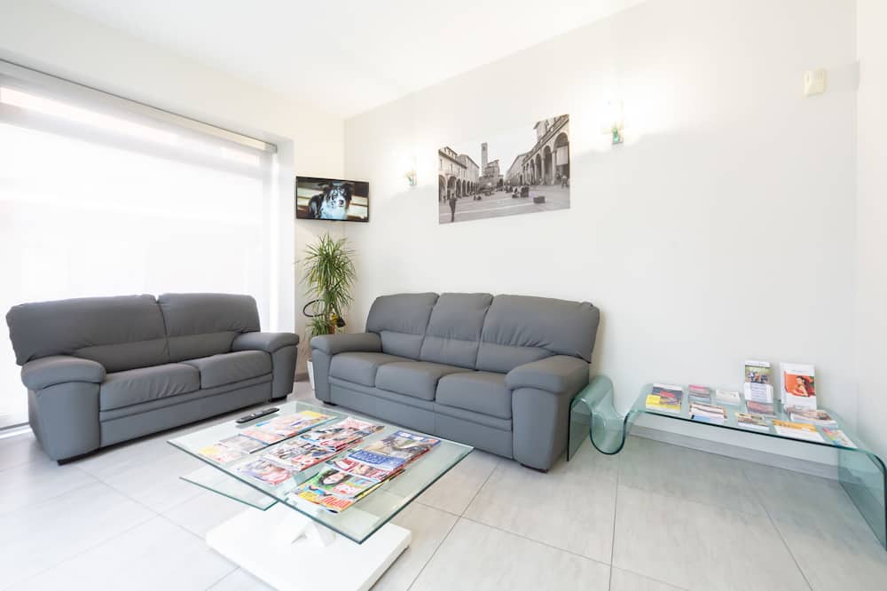 ホテル ユニバーシティ 写真