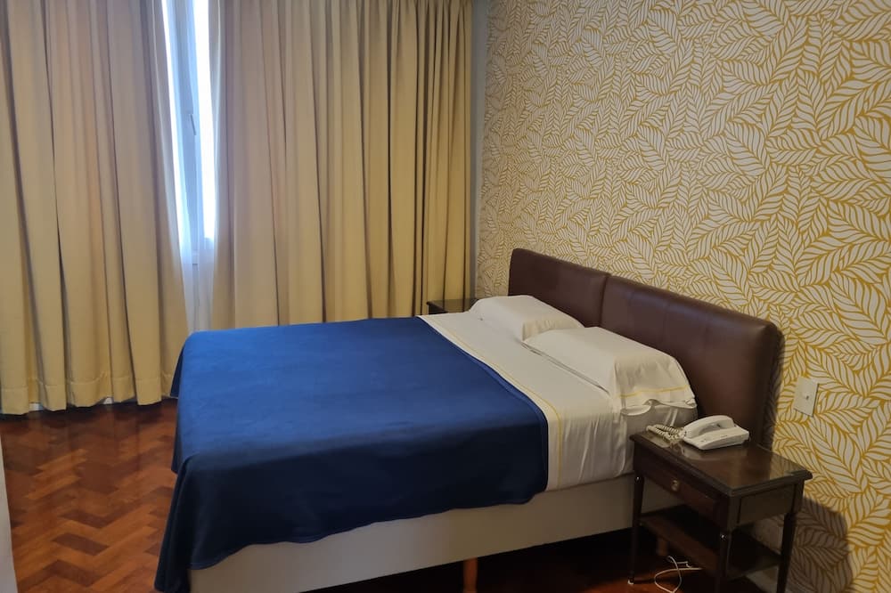 レジス オーロ ホテル 写真