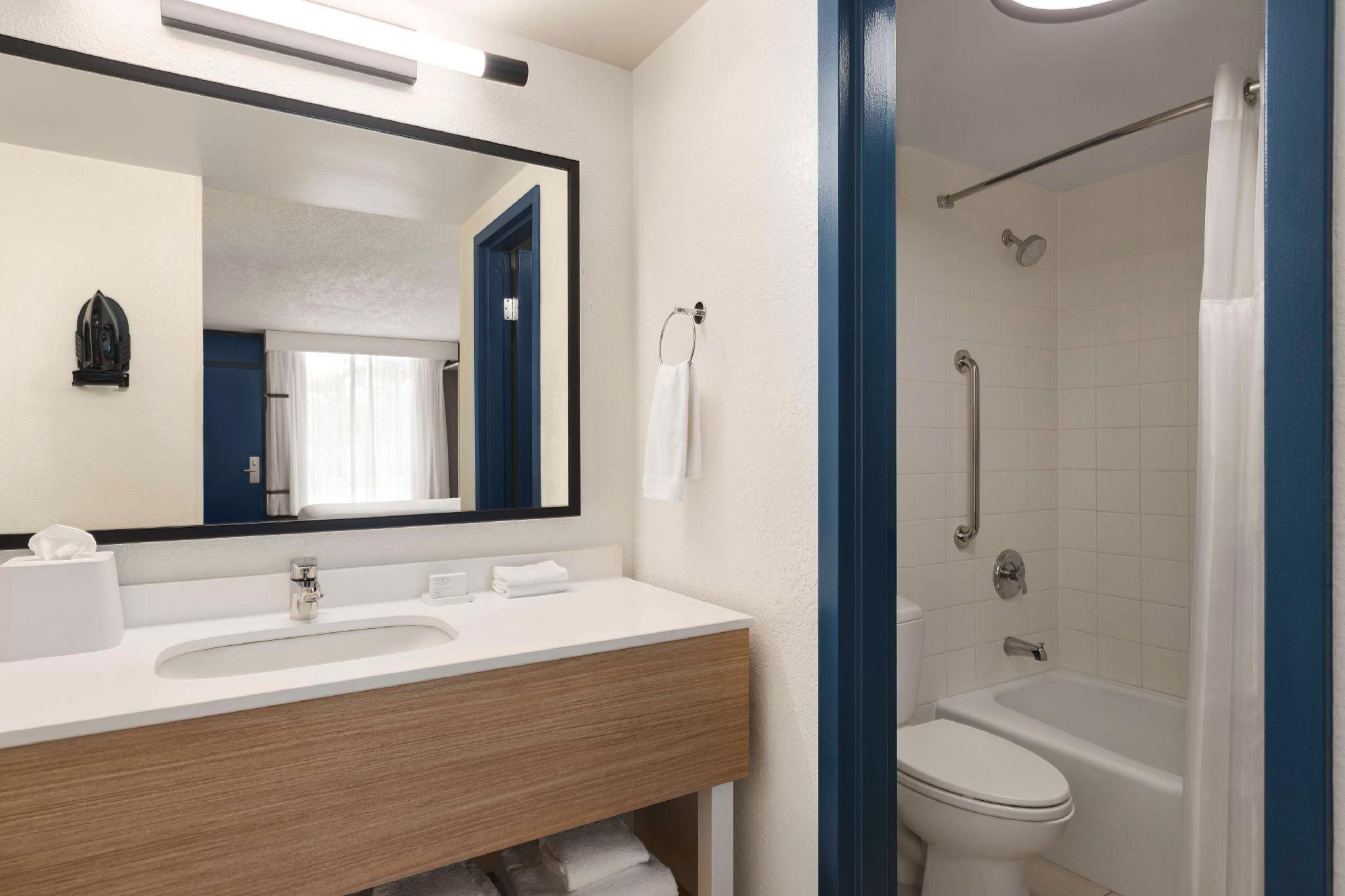 Spark by Hilton Sarasota Siesta Key Gateway 写真