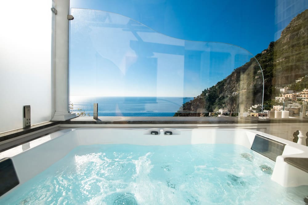 ホテル ヴィラ ガブリーサ 写真