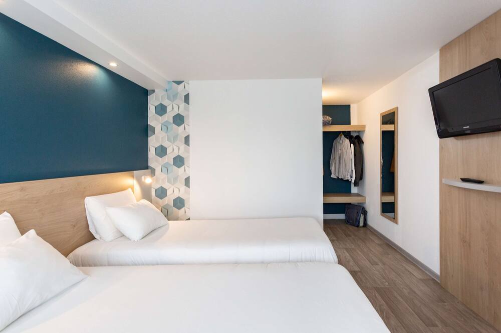 Hotel Kyriad Issoudun 写真