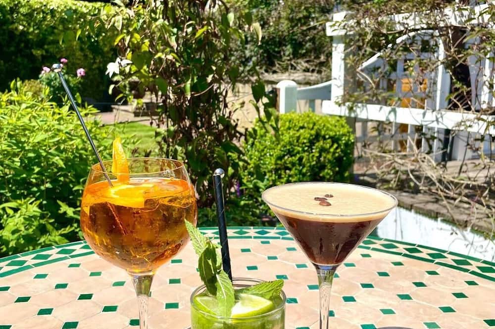 Wingrove House 写真