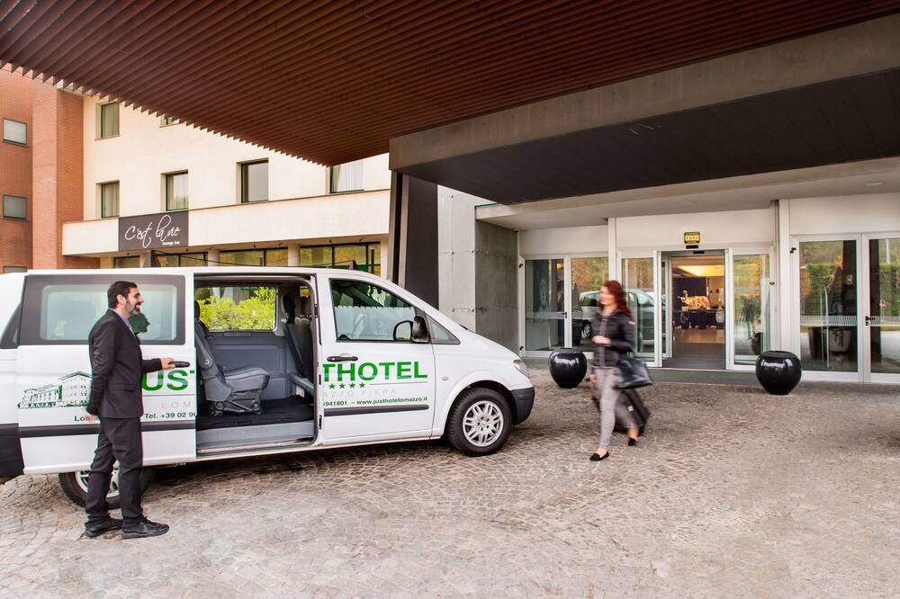 ジャスト ホテル ロマッツォ フィエラ 写真