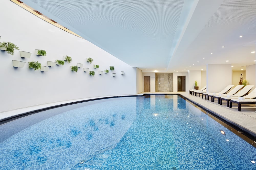 ダス アルペンハウス カチュベルク 1640 写真