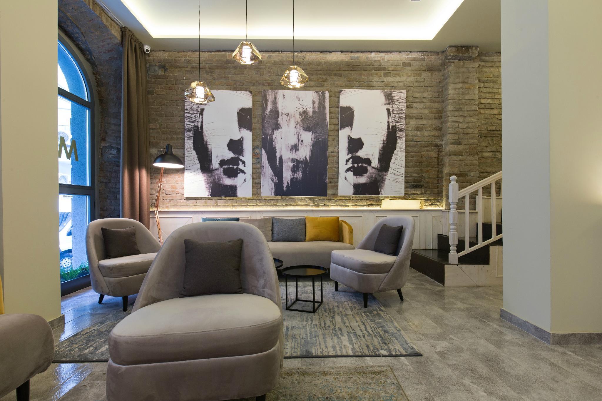 マルキーズ ホテル ガルニ 写真